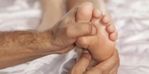 foot pain without injury causes diagnosis and treatment